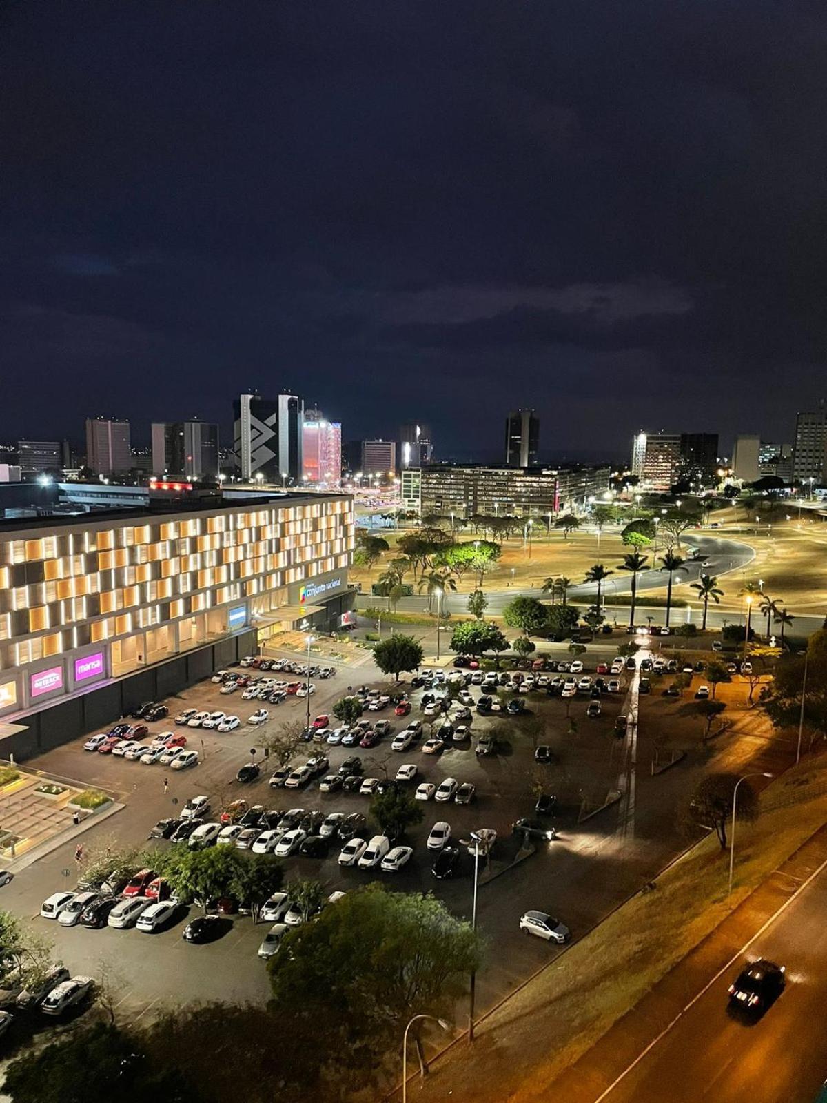 Flat New Vision Com Varanda A008 Brasília Extérieur photo